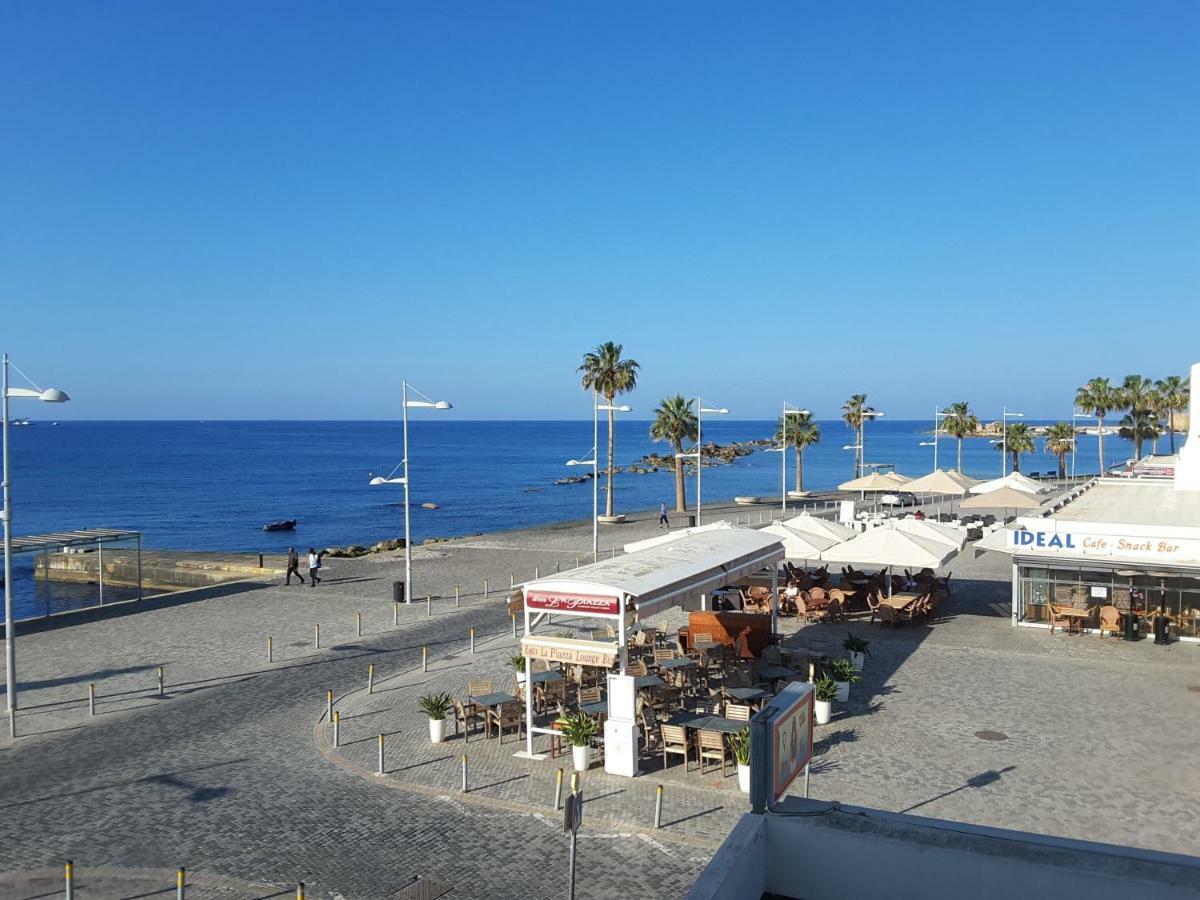 Lighthouse By The Sea Lovely 2Bdr Apartment Paphos Kültér fotó