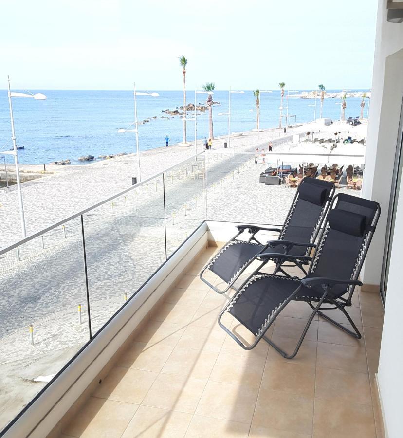 Lighthouse By The Sea Lovely 2Bdr Apartment Paphos Kültér fotó